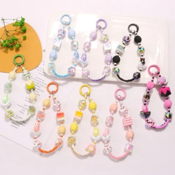 Acrylic Bead Bag Charm Keyring (Various Designs)  |  Gizmos & Toys