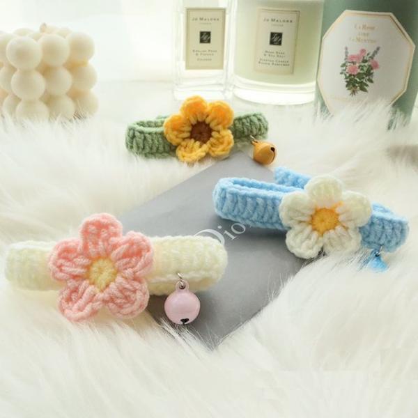 Floral Bell Knit Pet Collar  |  Pet Accessories