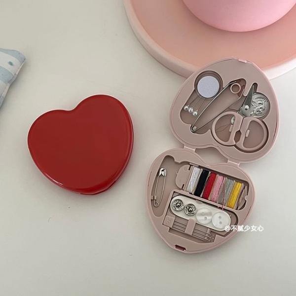 Heart Sewing Kit  |  Arts & Crafts