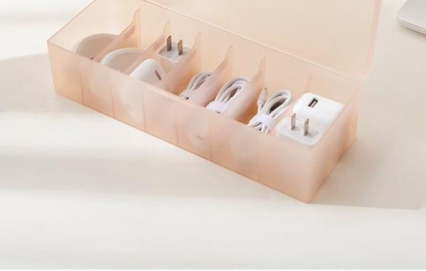 Plastic Cable Organizer  |  Electronic Accessories