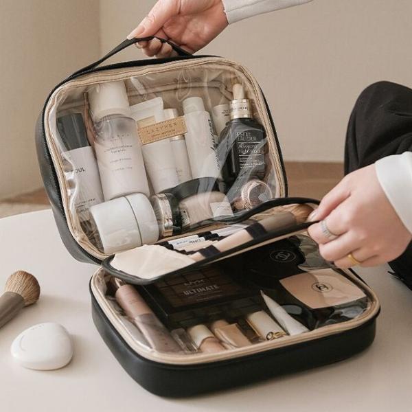 Travel Makeup Bag  |  Travel Essentials